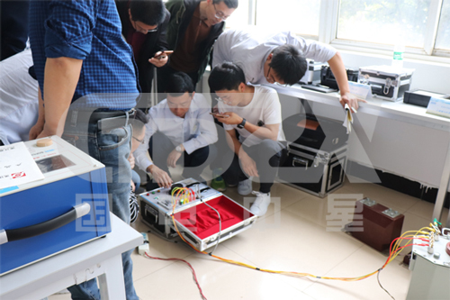 國電中星產(chǎn)品試驗培訓實操.jpg 國電中星產(chǎn)品試驗培訓實操.jpg